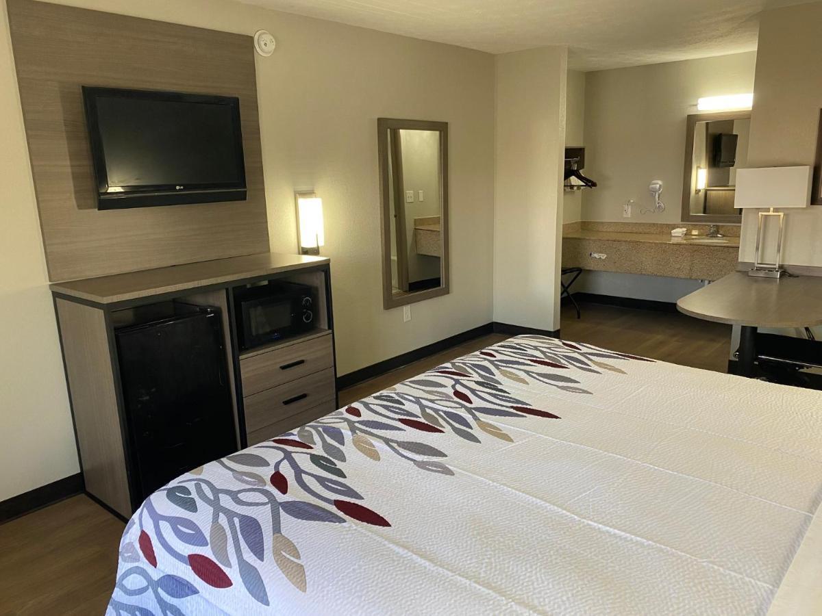 Red Roof Inn Jacksonville, Al Eksteriør bilde