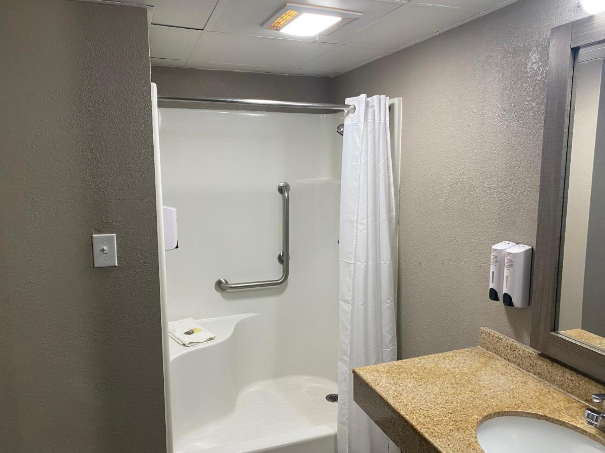 Red Roof Inn Jacksonville, Al Eksteriør bilde